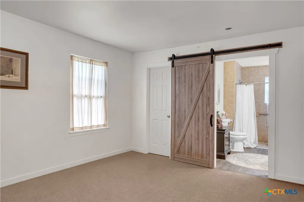 351 County Road 326 Bertram, TX 78605