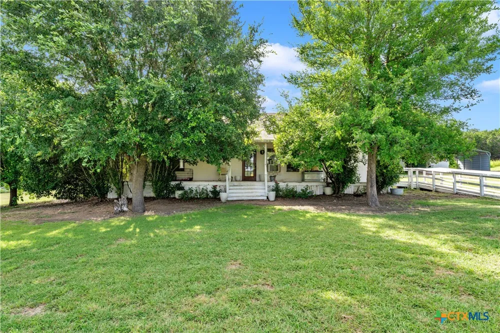 351 County Road 326 Bertram, TX 78605