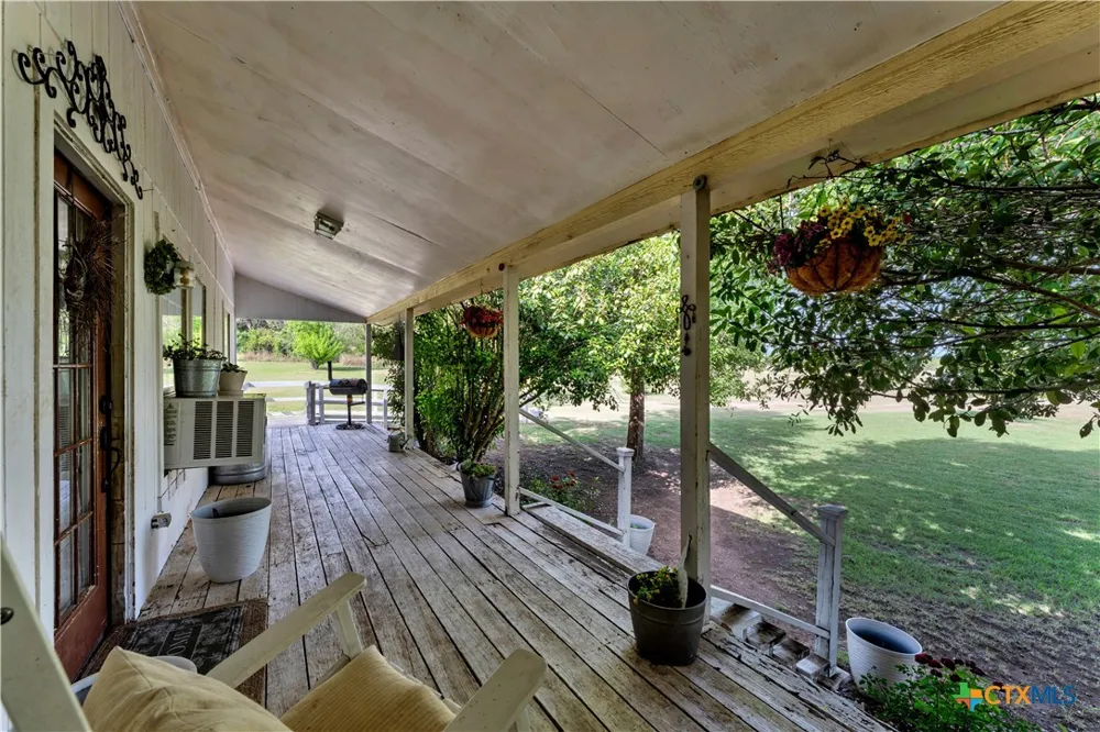351 County Road 326 Bertram, TX 78605