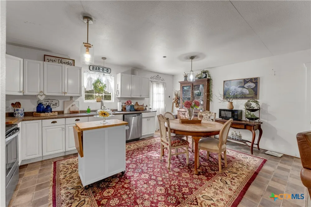 351 County Road 326 Bertram, TX 78605
