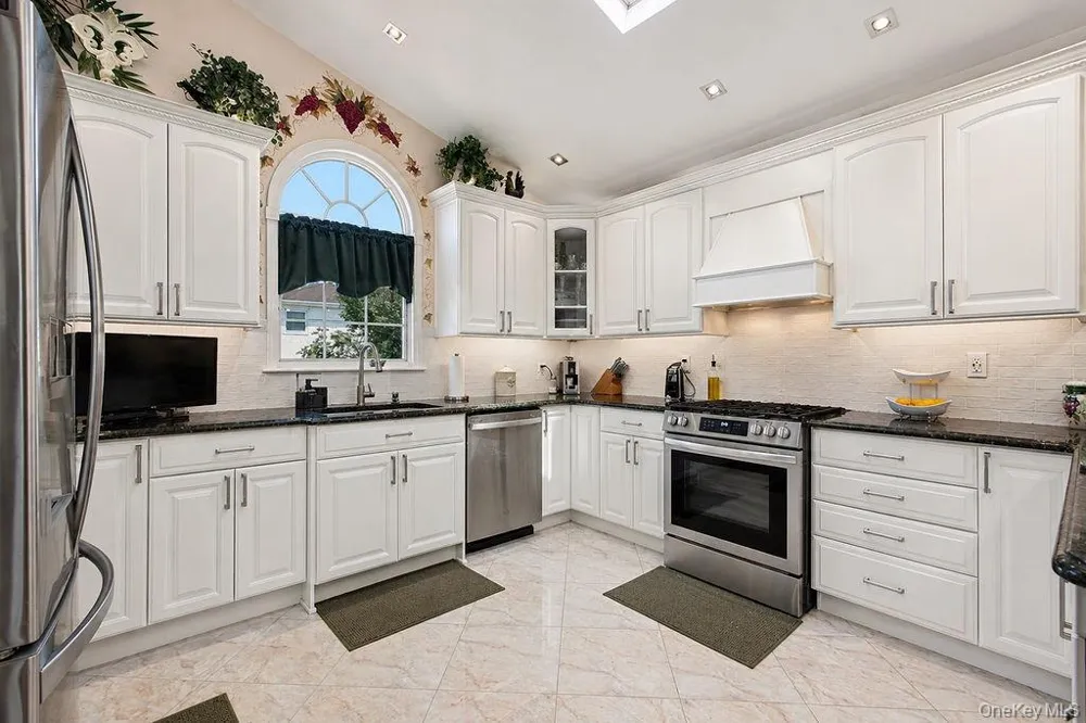 159-48 91st Street Howard Beach, NY 11414