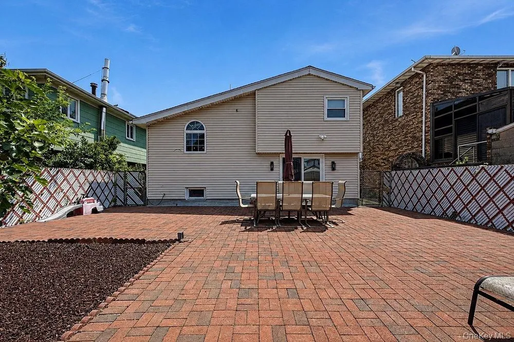 159-48 91st Street Howard Beach, NY 11414