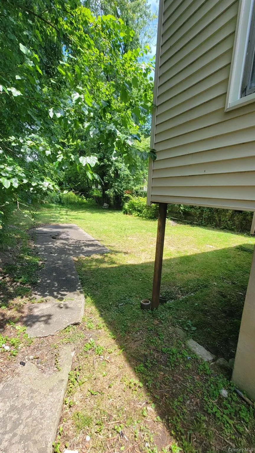 15 Warren Court Haverstraw, NY 10927