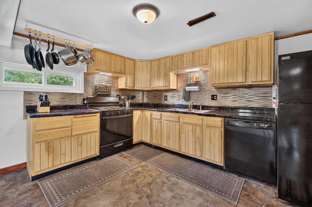 10932 Baker Road Jerome, MI 49249
