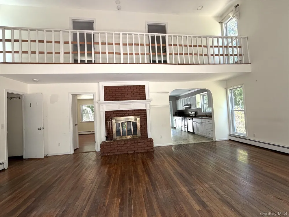 7 Albertines Lane East Hampton, NY 11937