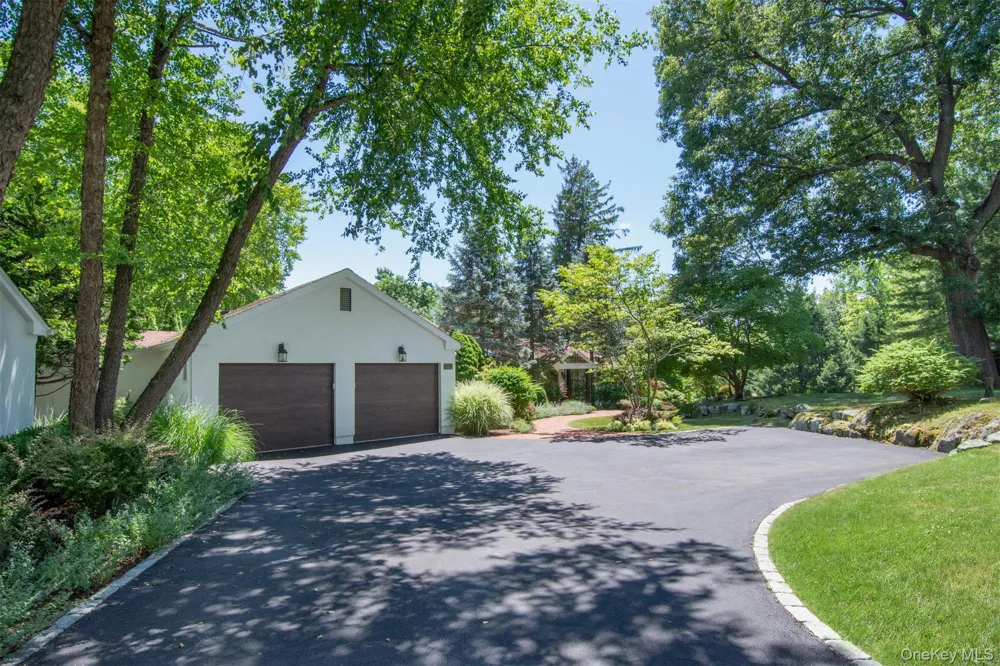 353 Mountain Road Irvington, NY 10533