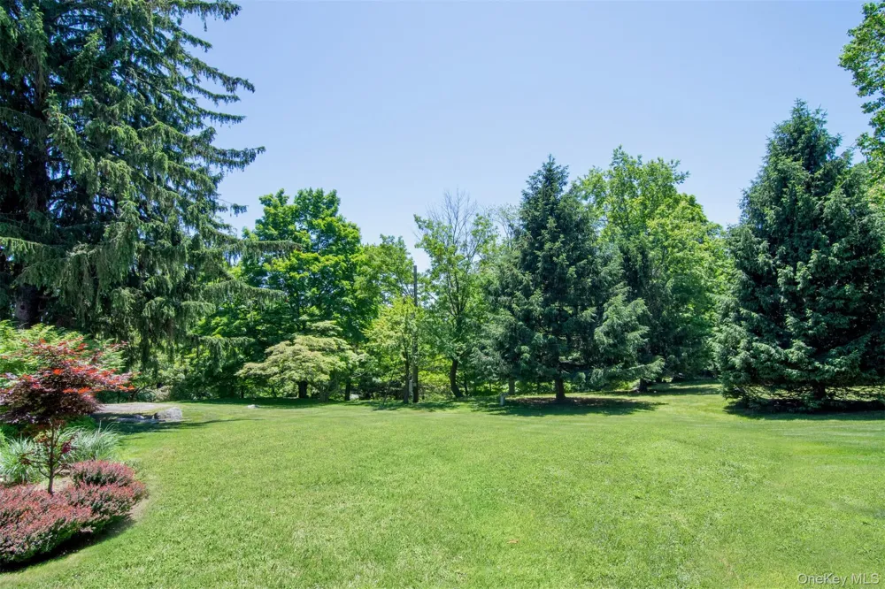 353 Mountain Road Irvington, NY 10533