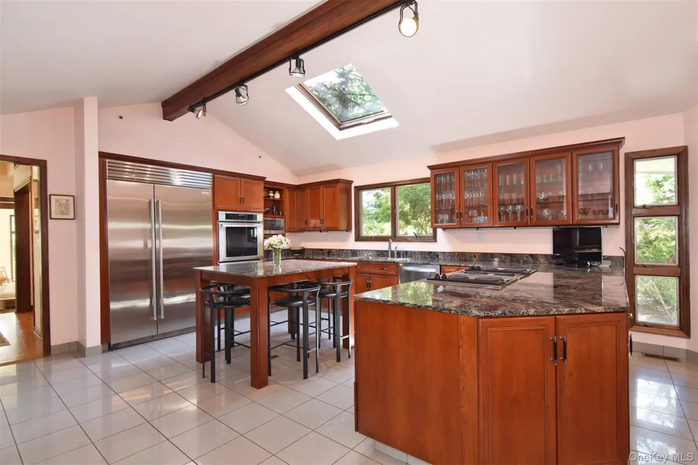 353 Mountain Road Irvington, NY 10533