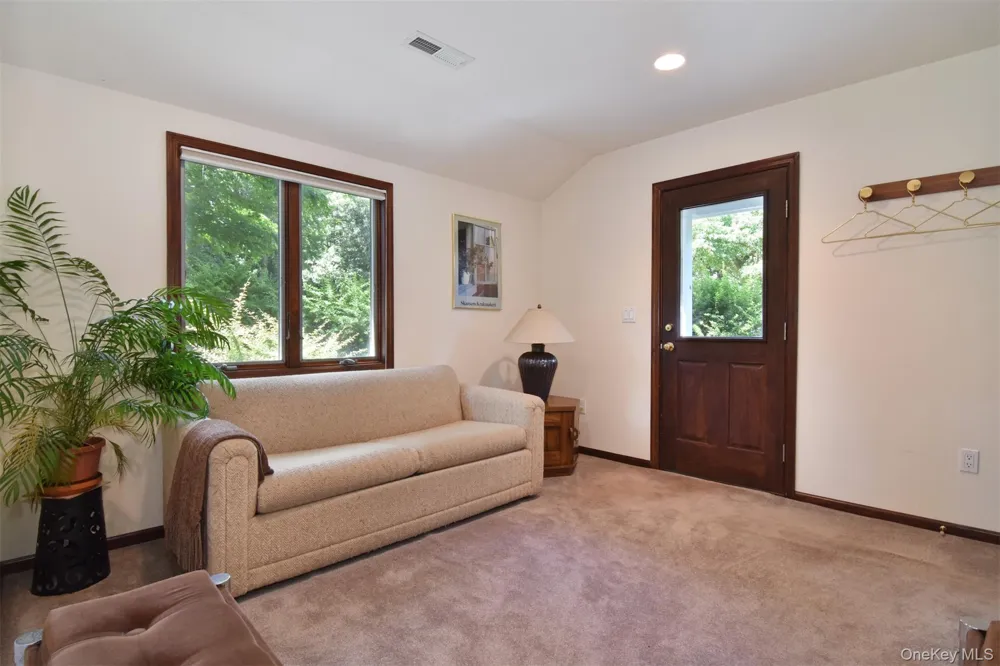 353 Mountain Road Irvington, NY 10533