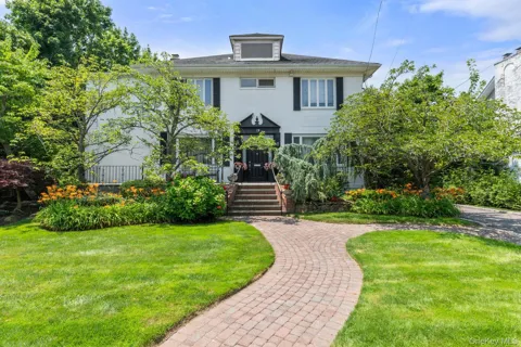 19 Margaret Avenue