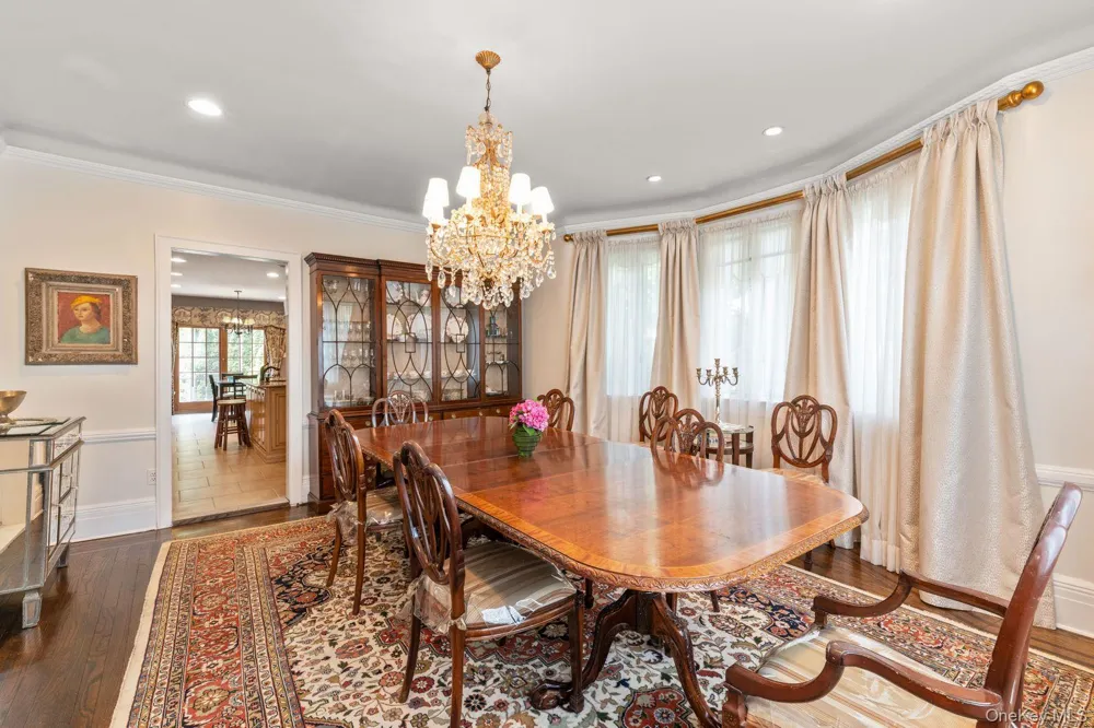 19 Margaret Avenue Lawrence, NY 11559