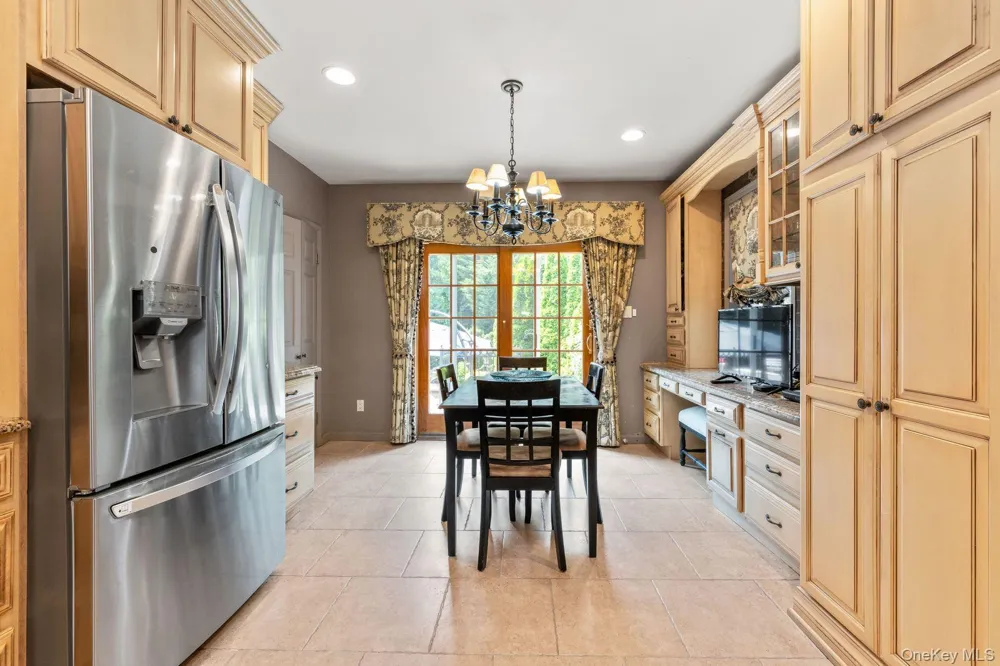 19 Margaret Avenue Lawrence, NY 11559