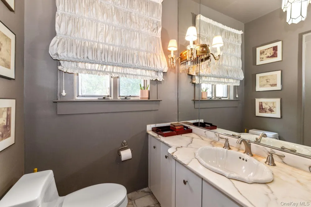 19 Margaret Avenue Lawrence, NY 11559