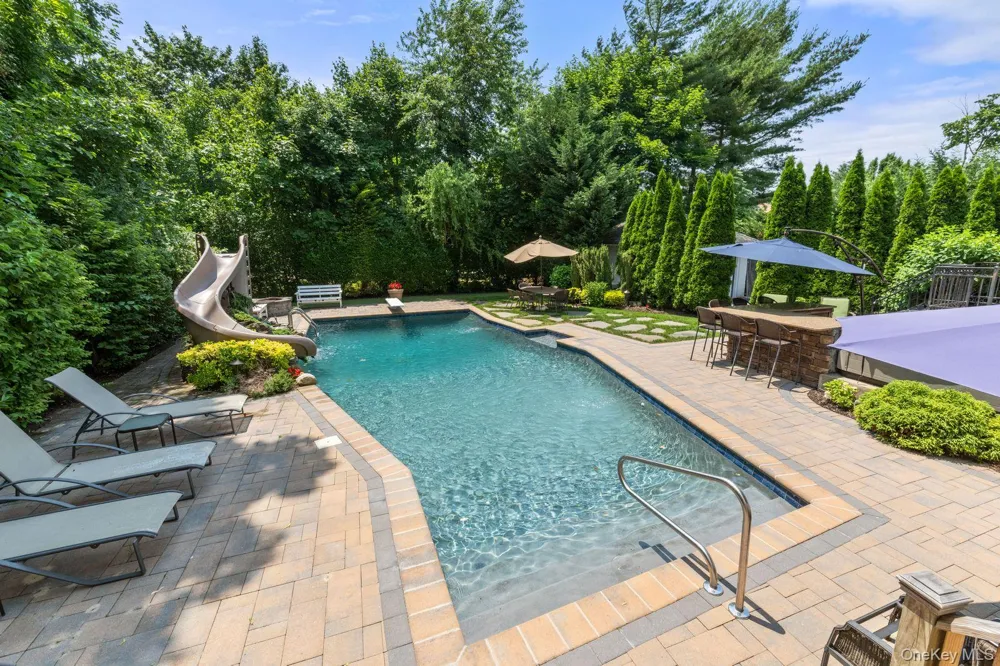 19 Margaret Avenue Lawrence, NY 11559