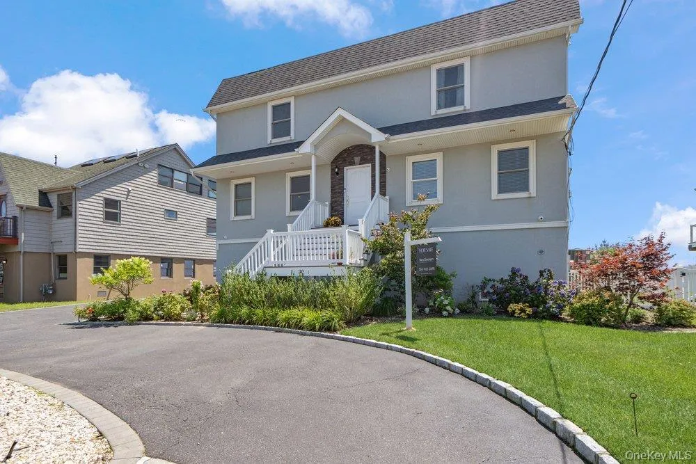 30 Milton Road Babylon, NY 11702