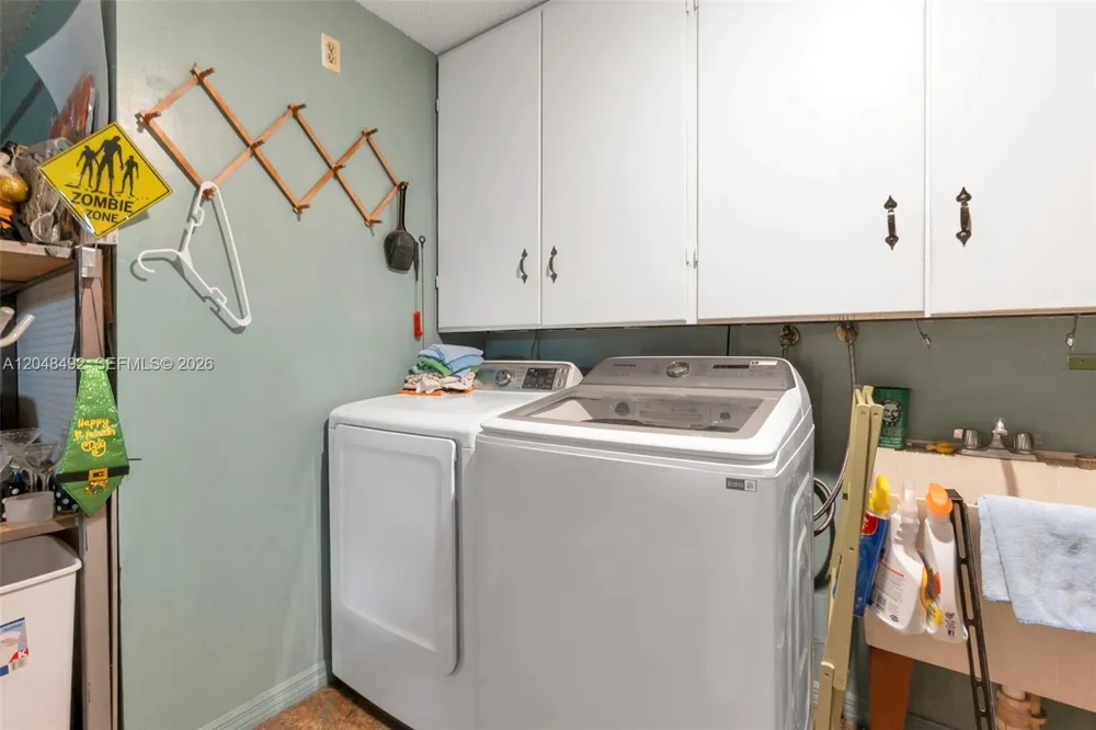 2480 NE 46th St Lighthouse Point, FL 33064