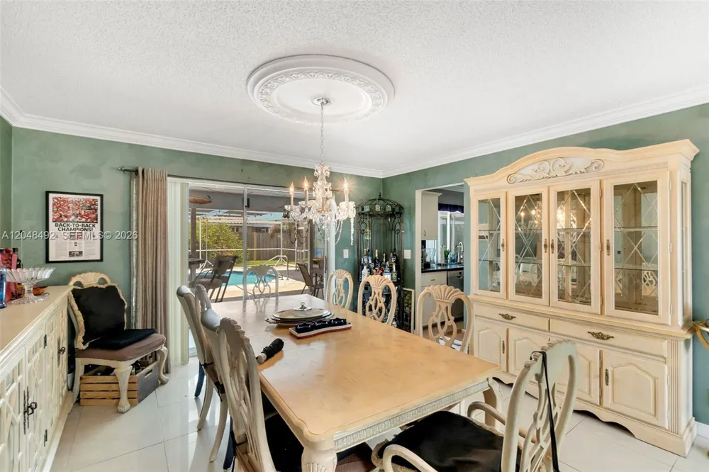 2480 NE 46th St Lighthouse Point, FL 33064