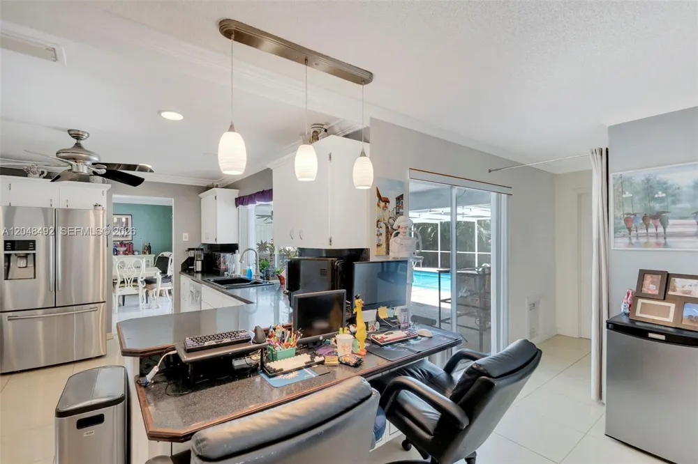 2480 NE 46th St Lighthouse Point, FL 33064