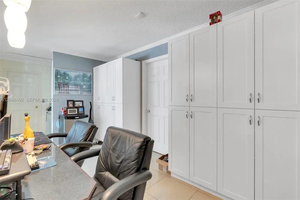 2480 NE 46th St Lighthouse Point, FL 33064