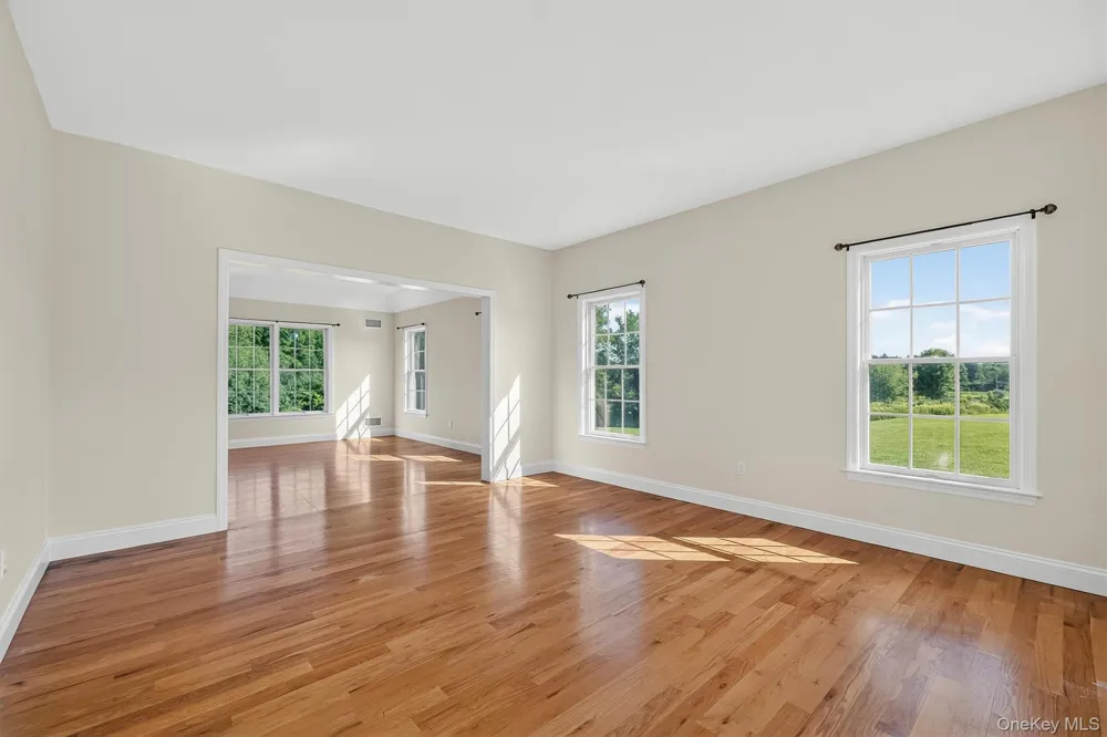 6 Dorian Way Campbell Hall, NY 10916