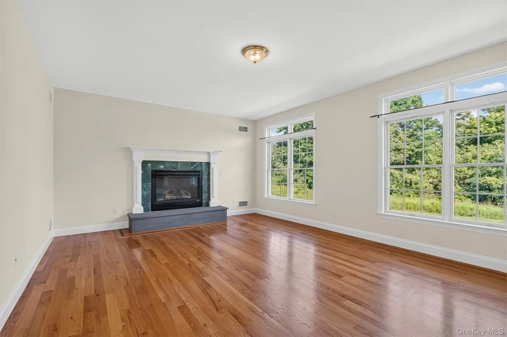 6 Dorian Way Campbell Hall, NY 10916