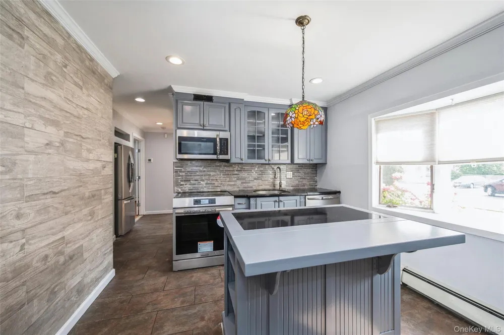14 Tailor Lane Levittown, NY 11756
