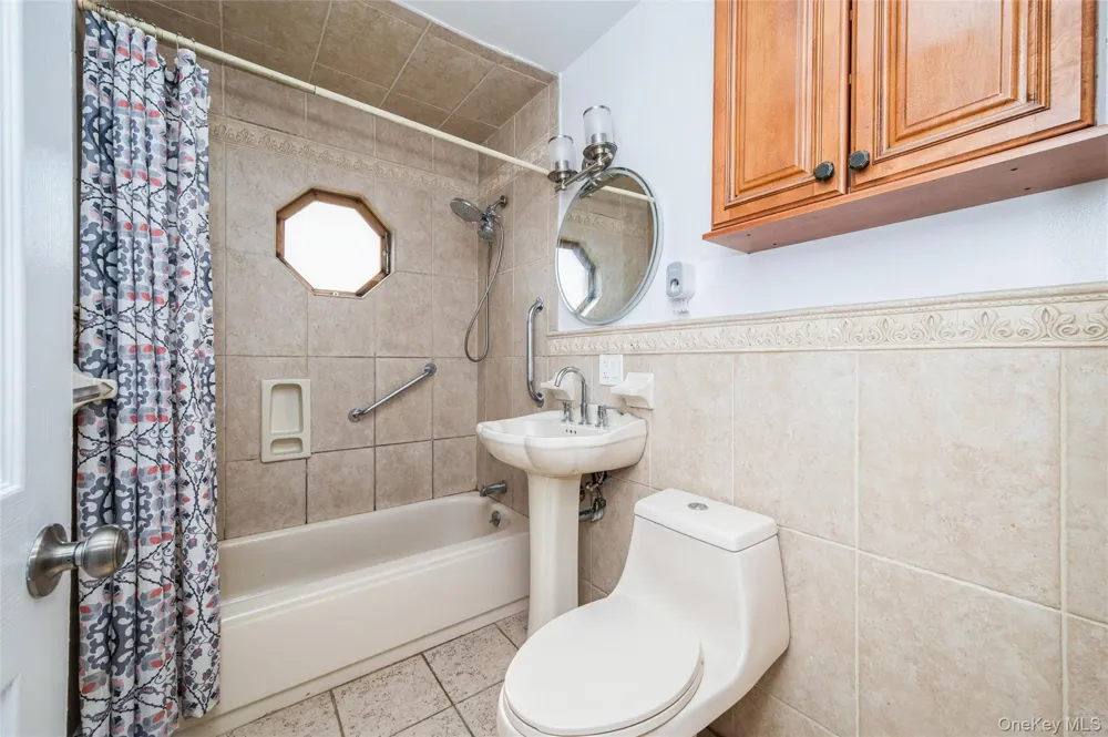 14 Tailor Lane Levittown, NY 11756
