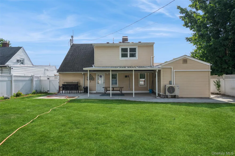 14 Tailor Lane Levittown, NY 11756