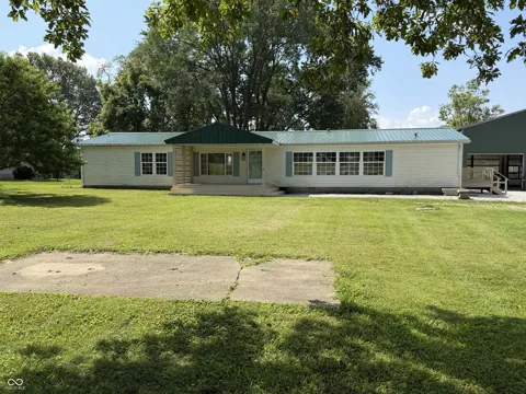 6870 State Road 158 Road