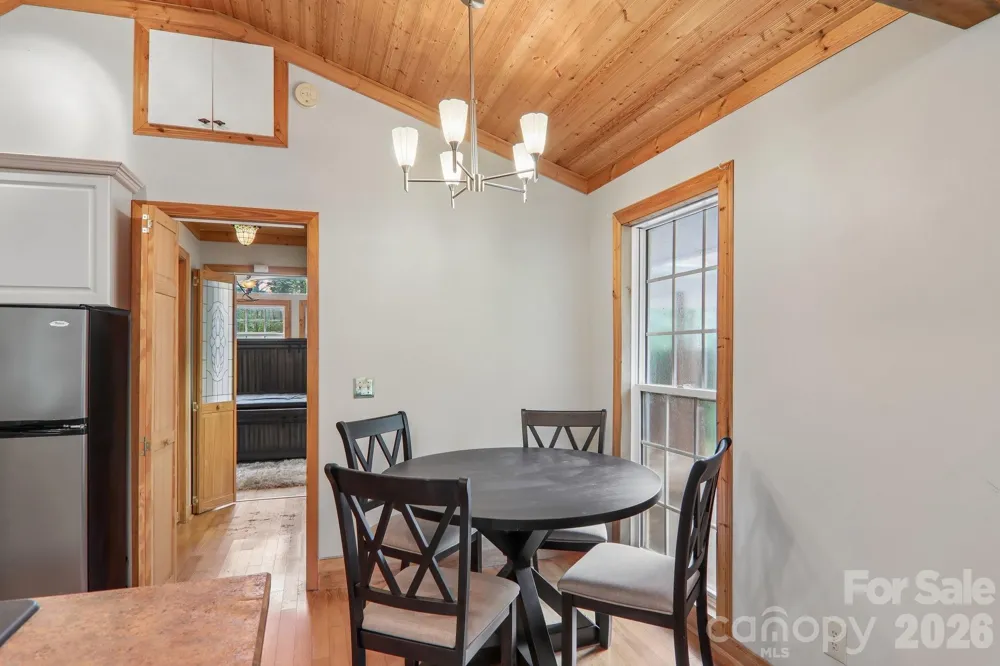 61 Bo Diddly Lane Cedar Mountain, NC 28718