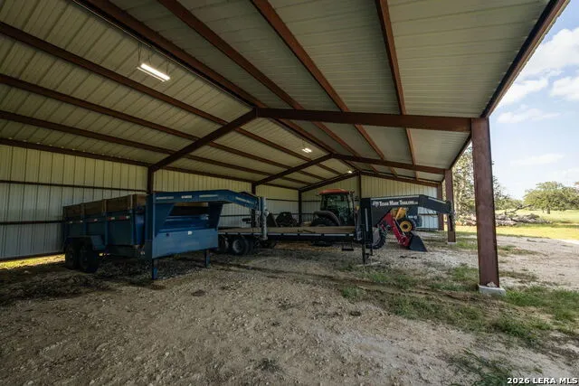 10488 STATE HIGHWAY 304 Harwood, TX 78632