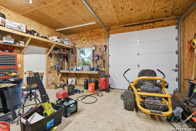 10488 STATE HIGHWAY 304 Harwood, TX 78632