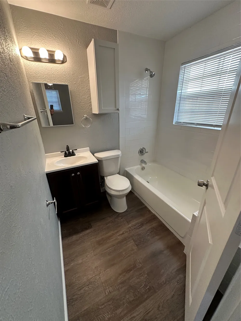 907 S Mesquite Street #907A Arlington, TX 76010