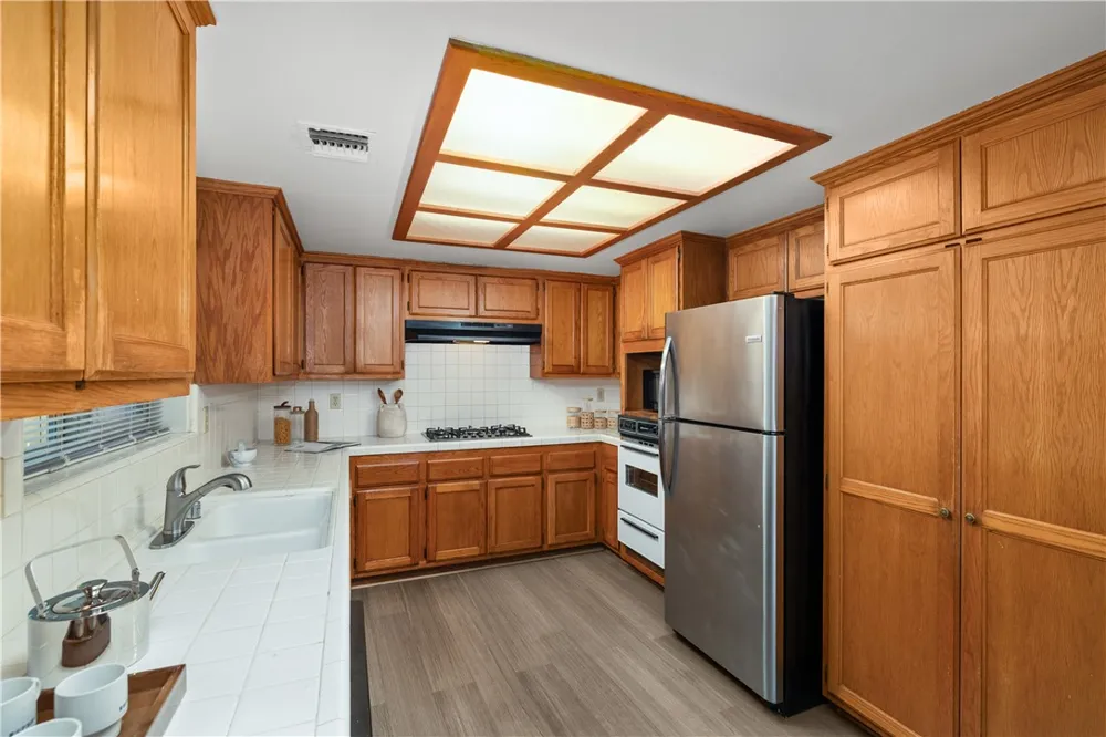 904 1st Avenue #D Arcadia, CA 91006