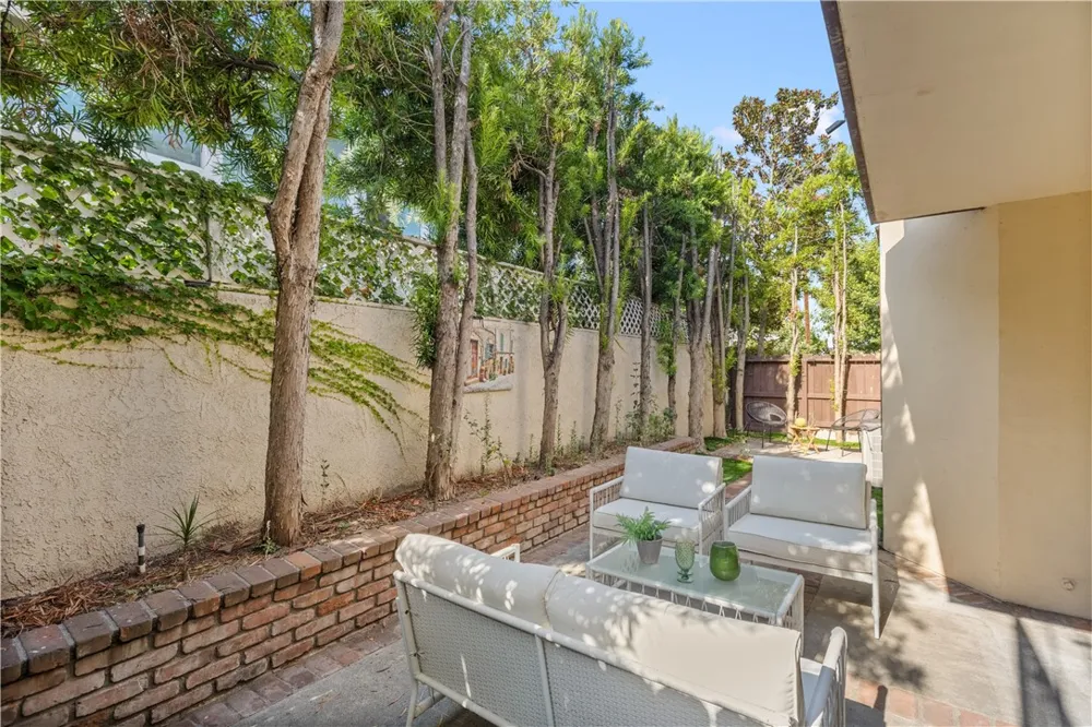 904 1st Avenue #D Arcadia, CA 91006