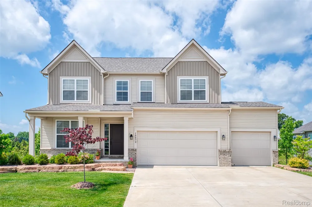 10070 Kylie Drive Green Oak Township, MI 48116