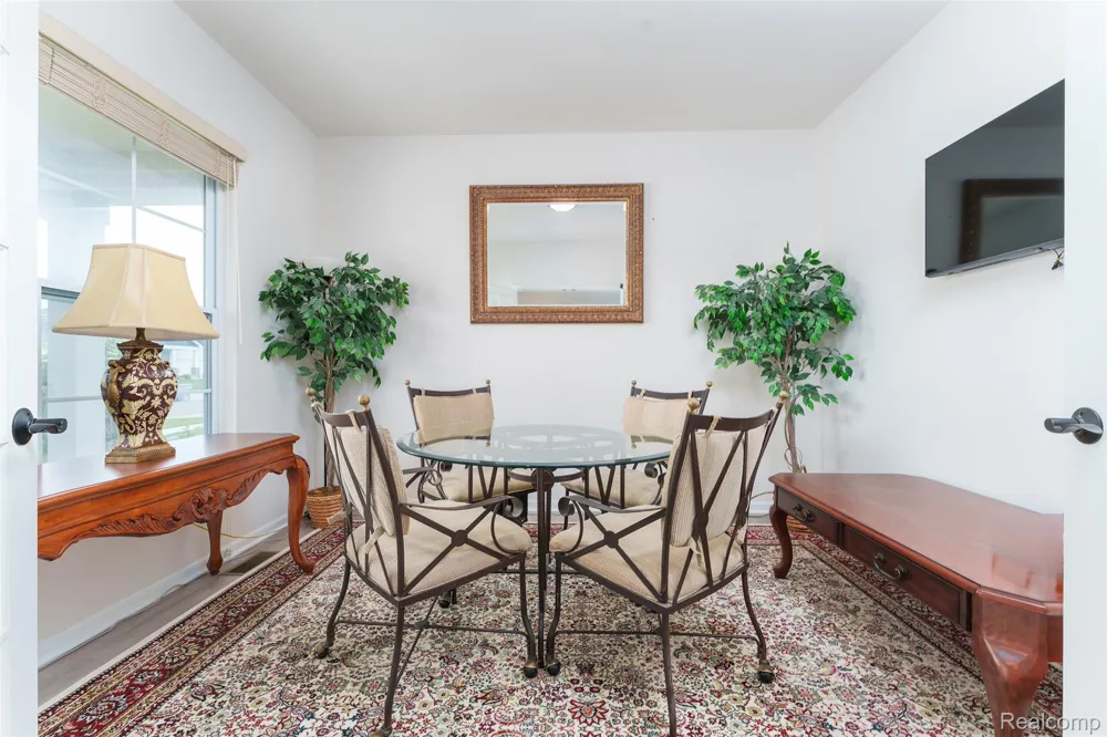 10070 Kylie Drive Green Oak Township, MI 48116