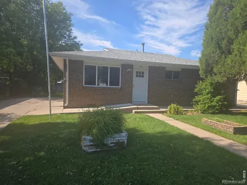 1216 Edmunds Street