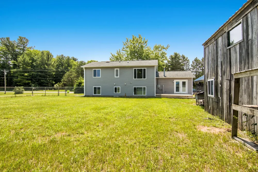 1343 E Duck Lake Road Green Lake Township, MI 49637