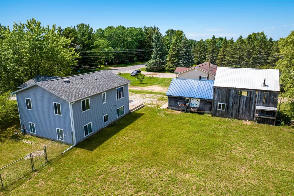 1343 E Duck Lake Road Green Lake Township, MI 49637