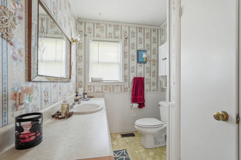 5759 Green Rd Bloomington Springs, TN 38545