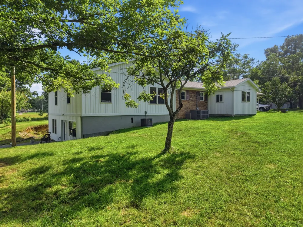 5759 Green Rd Bloomington Springs, TN 38545