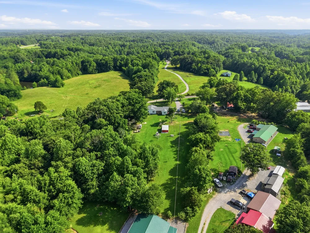 5759 Green Rd Bloomington Springs, TN 38545
