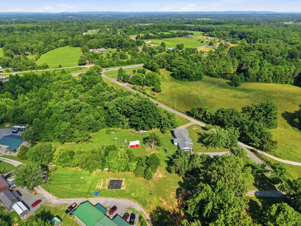 5759 Green Rd Bloomington Springs, TN 38545