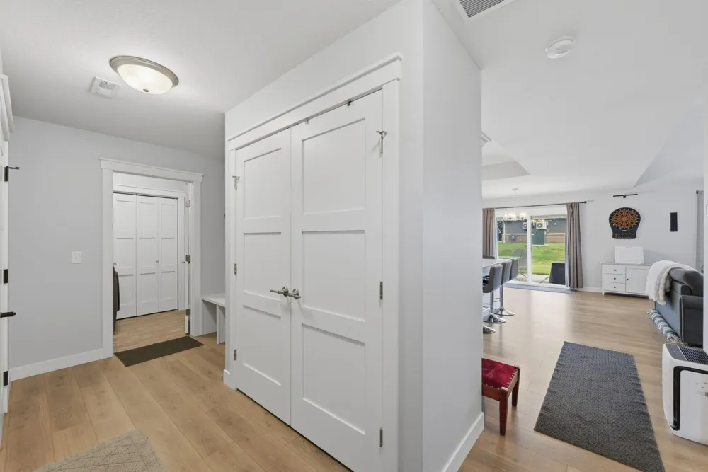 1581 Keanan Lane Altoona, WI 54720