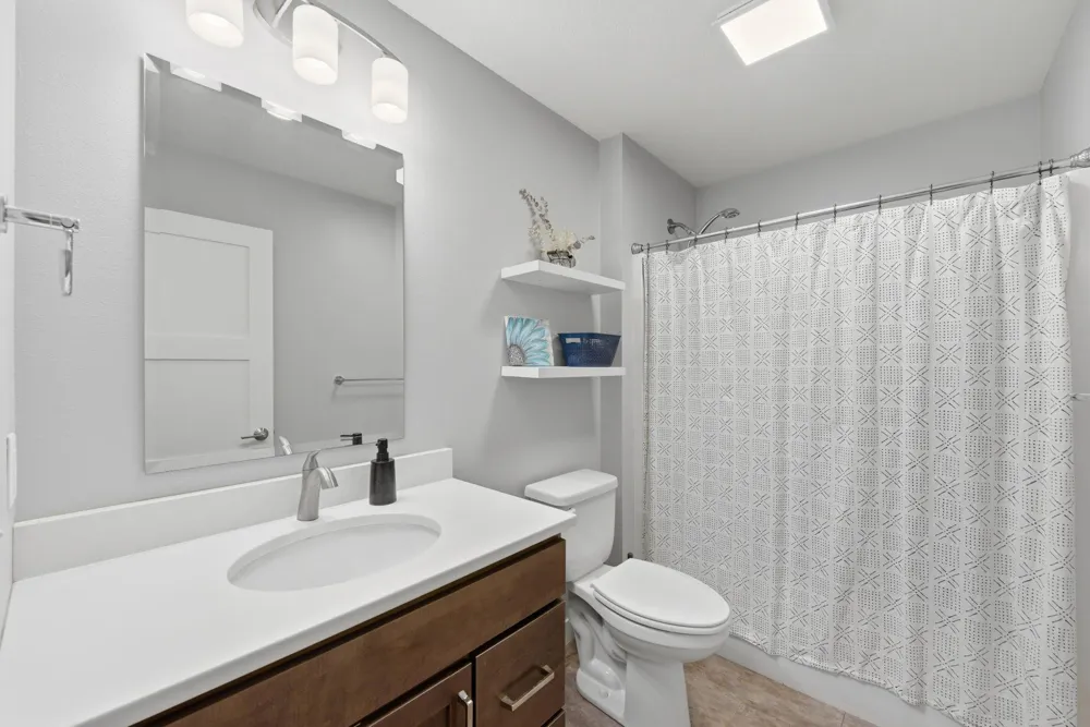 1581 Keanan Lane Altoona, WI 54720