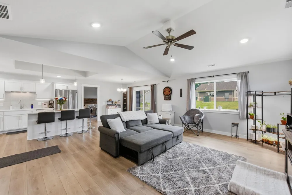 1581 Keanan Lane Altoona, WI 54720