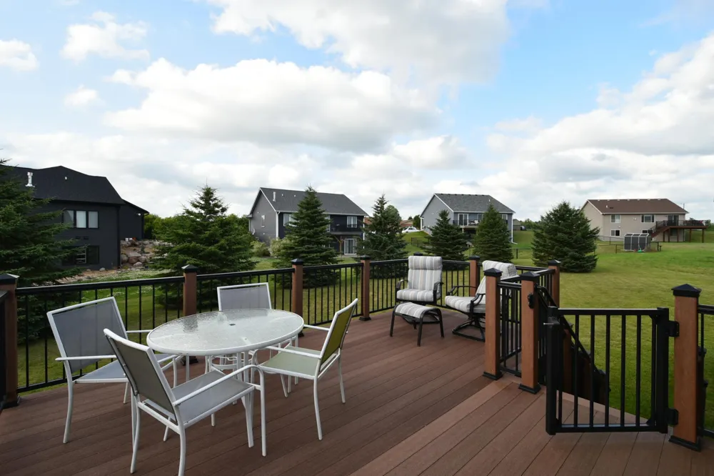 1474 Grand View Lane SE Mazeppa, MN 55956