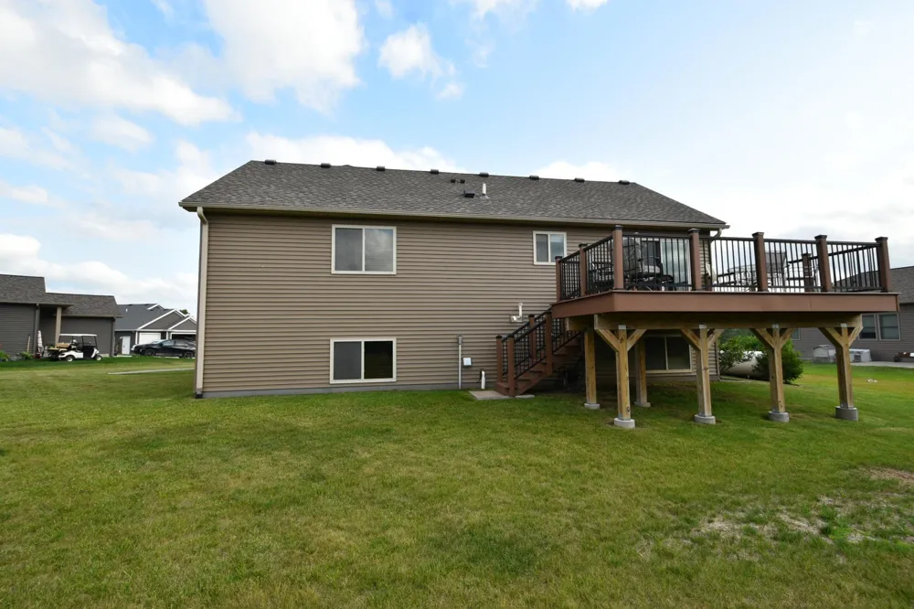 1474 Grand View Lane SE Mazeppa, MN 55956