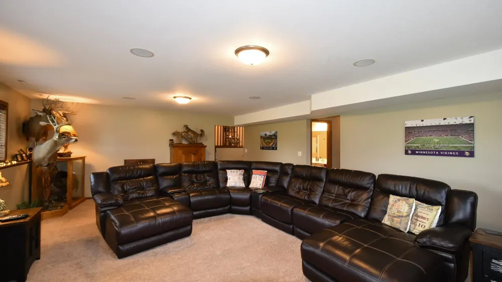 1474 Grand View Lane SE Mazeppa, MN 55956